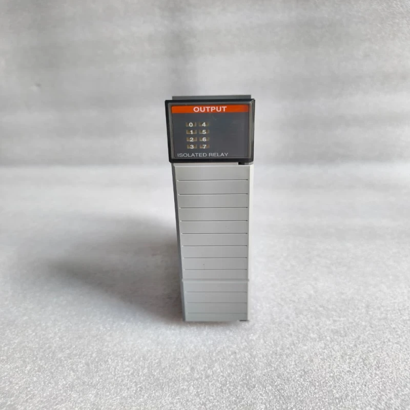 Allen-Bradley 1746-OB16 SLC 500 16-Point 24V DC Source Output Module thumbnail 7109